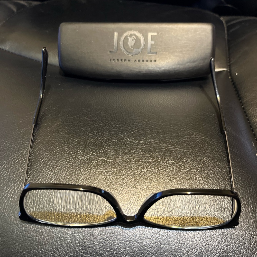 Joe Abboud men’s frames